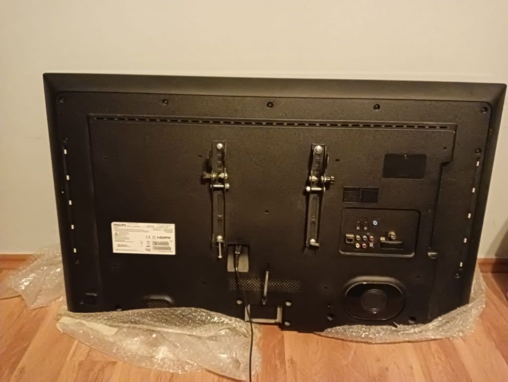 UŻYWANY SPRAWNY Telewizor Philips 42PFH6309/88