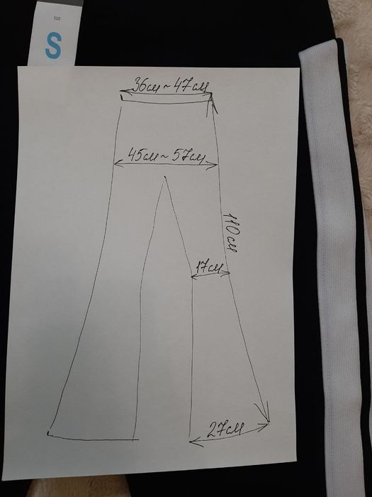 Чорні штани кльош Primark S