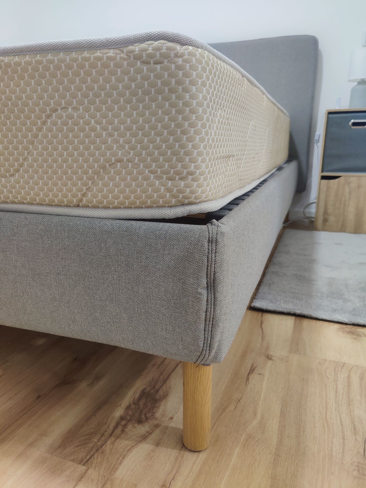 Cama e colchão 160*200