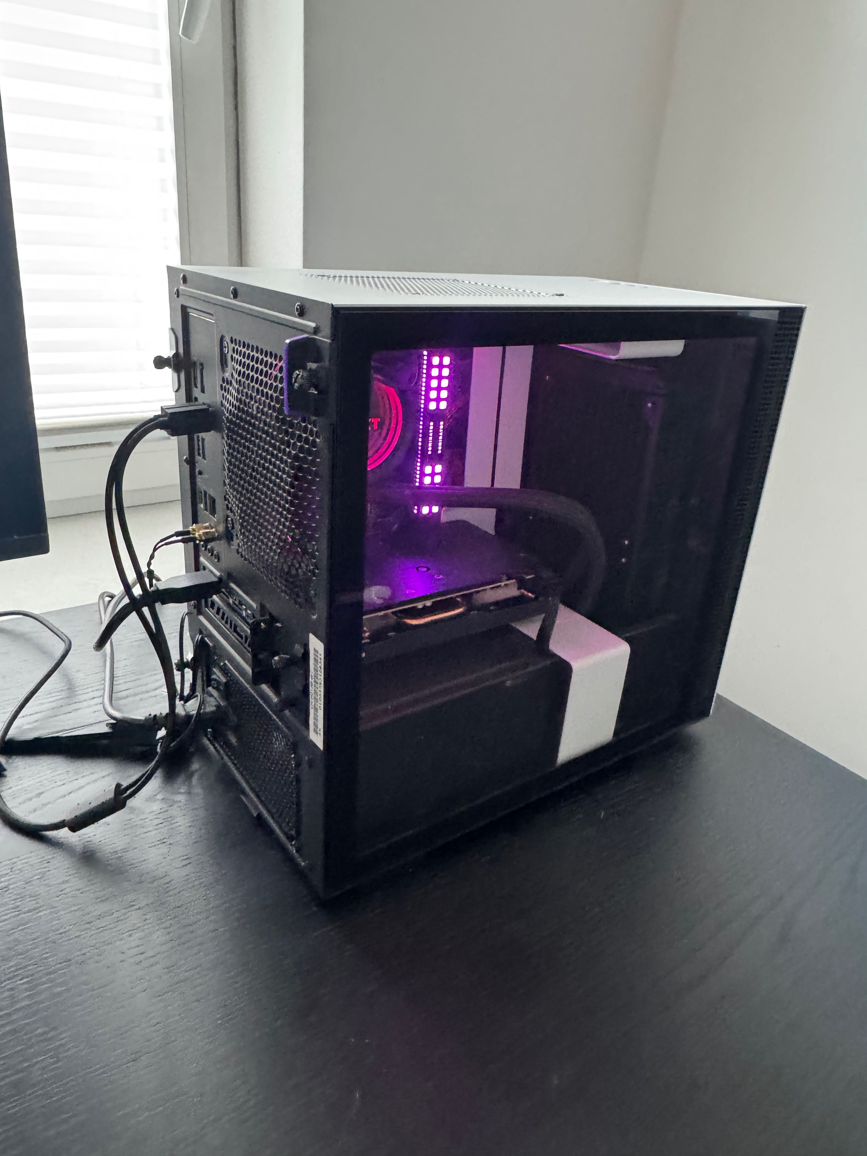 Kompaktowy komputer Ryzen 9 5900X | RX 7600 XT | 32 GB RAM | RGB
