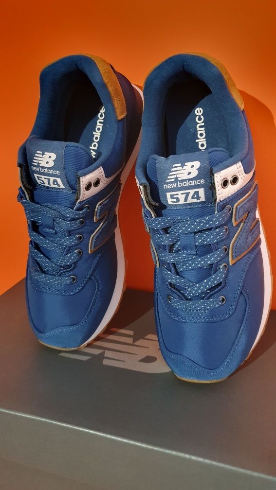 Buty nowe damskie sportowe New Balance  rozmiar 36.5  /  wkładka 23 cm