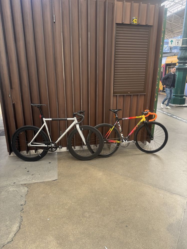 Santa Fixie Raval