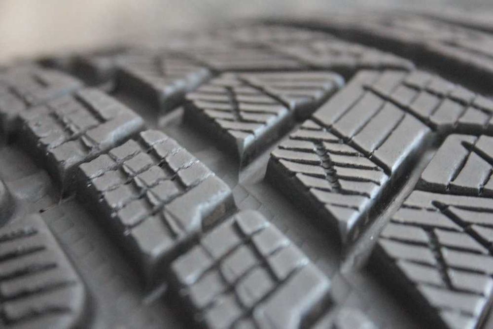 265/50/19 Pirelli Scorpion Winter 265/50 R19 110V XL NO N0 2020r