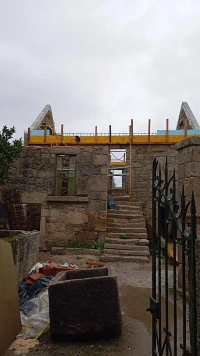 Telhados em Madeira e Metálicos – Construção e Reparação Personaliza