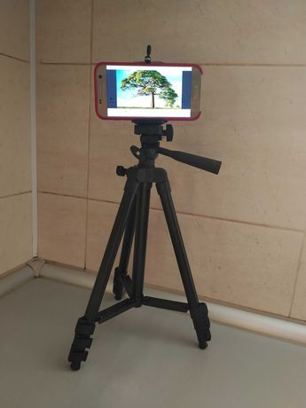 Штатив для фотоаппарата  регулируемый  3120 с креплением для смартфона