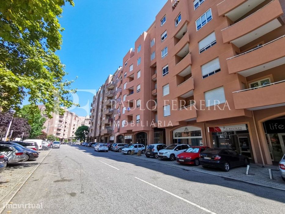 Apartamento T2 no centro de Famalicão