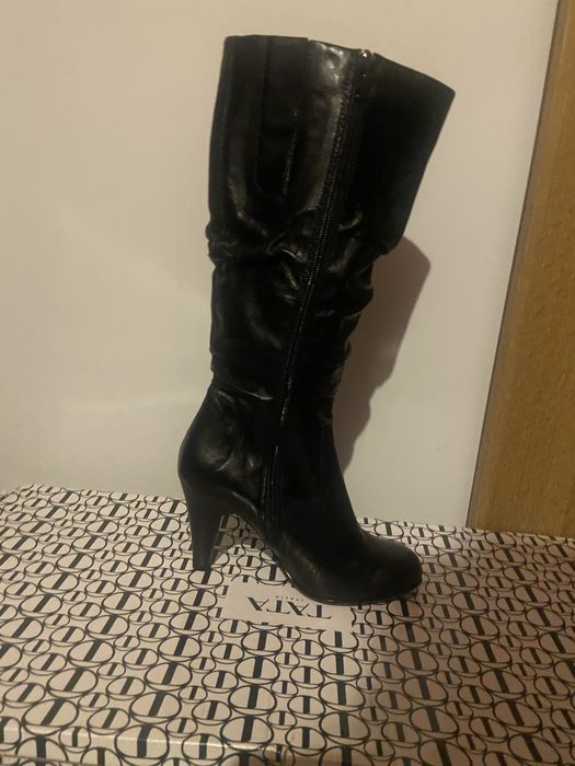 Botas pretas tamanho 36 Aldo em pele com salto