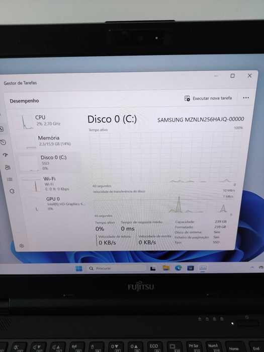 Portátil Fujitsu E448 - Intel i7 - 16GB RAM