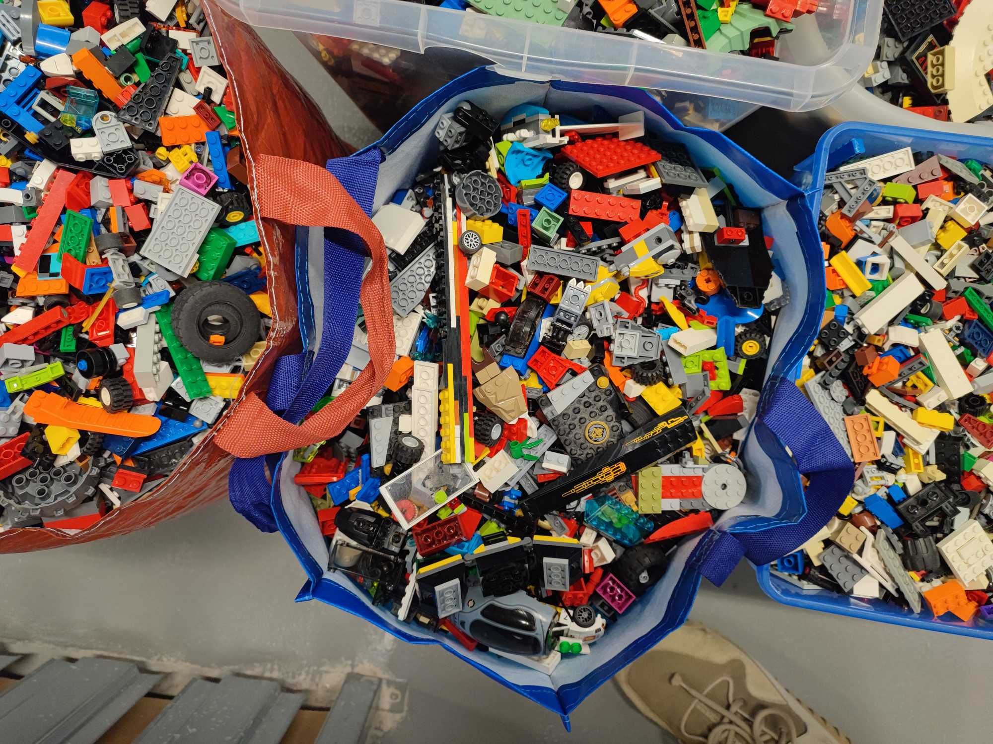 Klocki LEGO na kilogramy - 1 kg 50 zł (dostępne duże ilości)