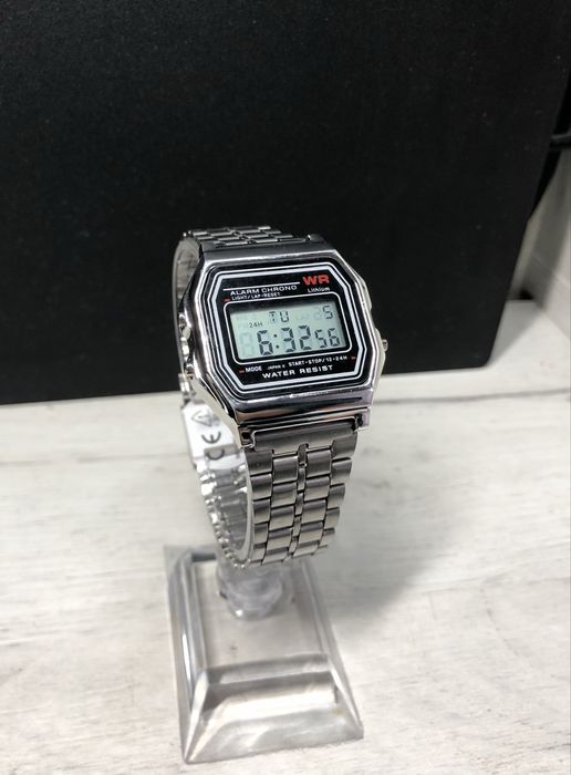 Годинник casio , в наявності 4 штук