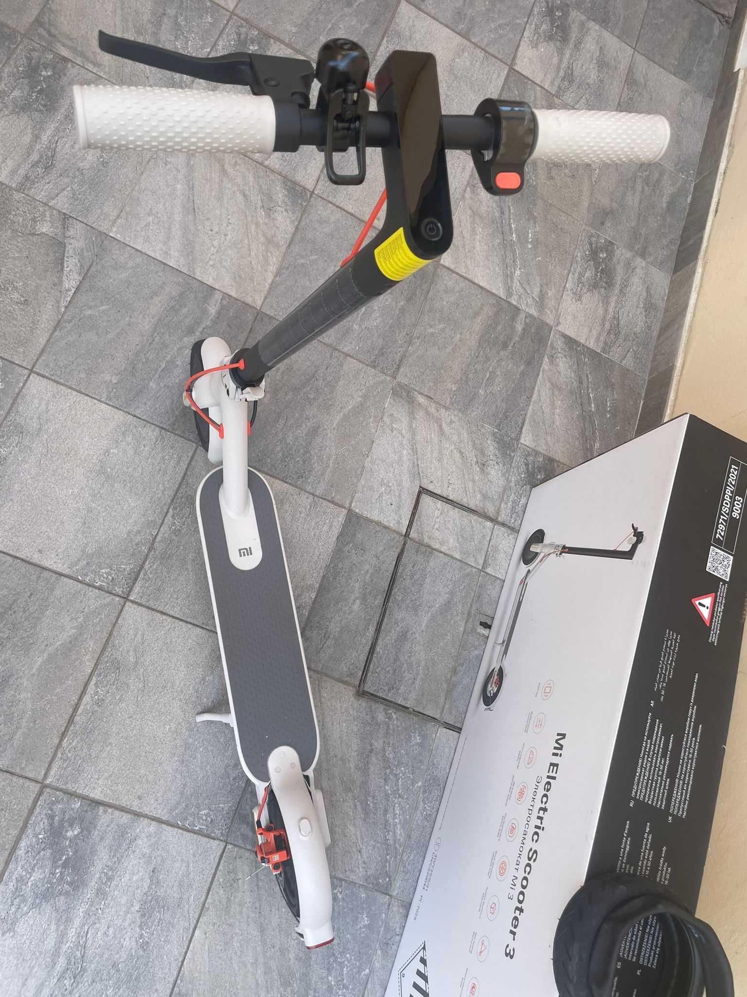 Xiomi mi electric Soccer 3 grey