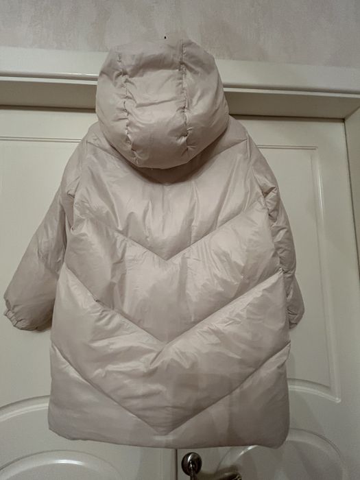 Пальто, пуховик для дівчинки Zara, р.140