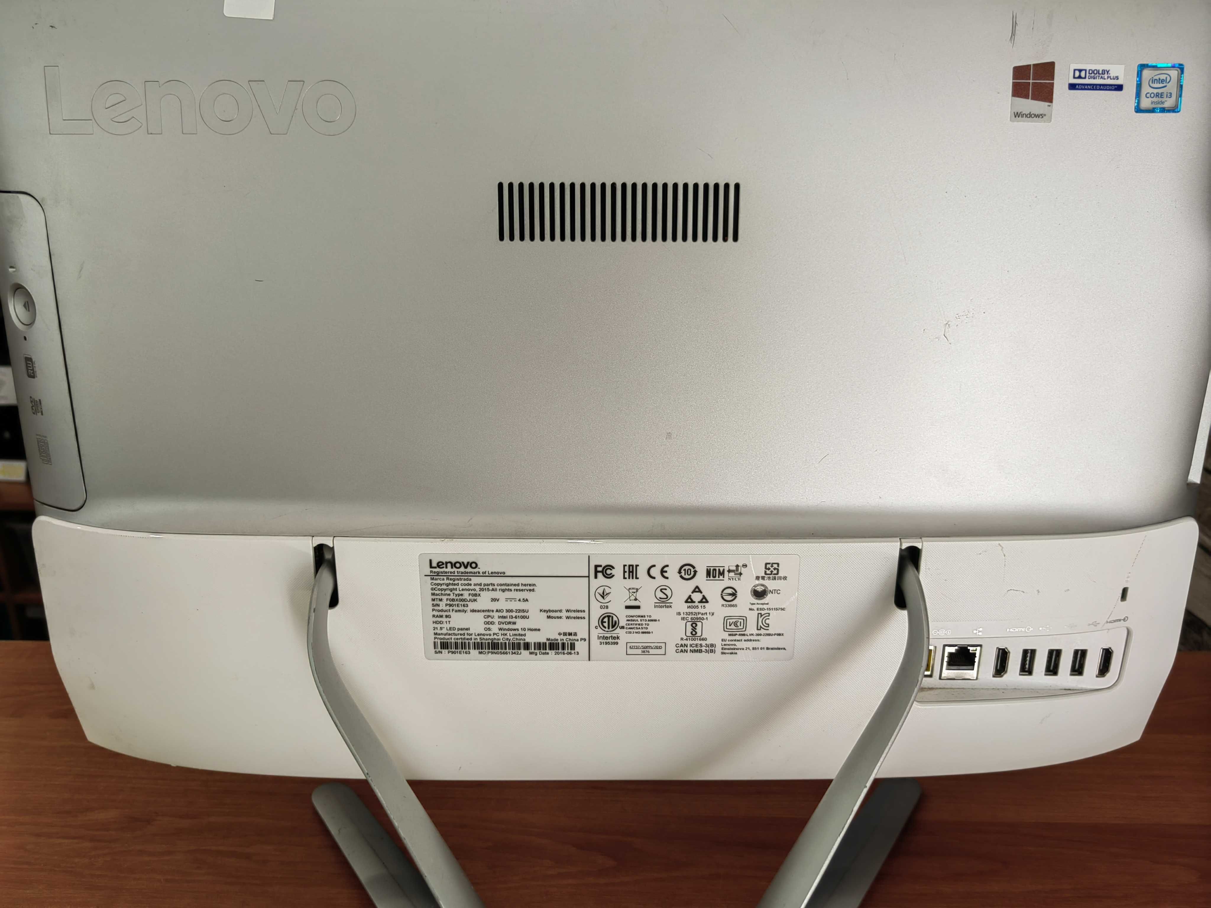 Komputer All in One Lenovo Ideacentre Windows 11
