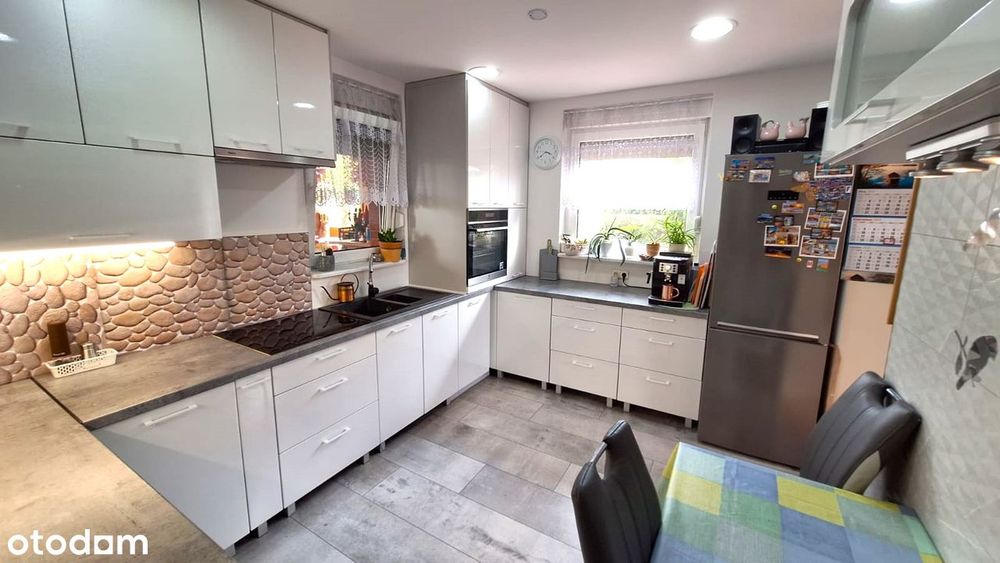 zadbany dom w Charbielinie