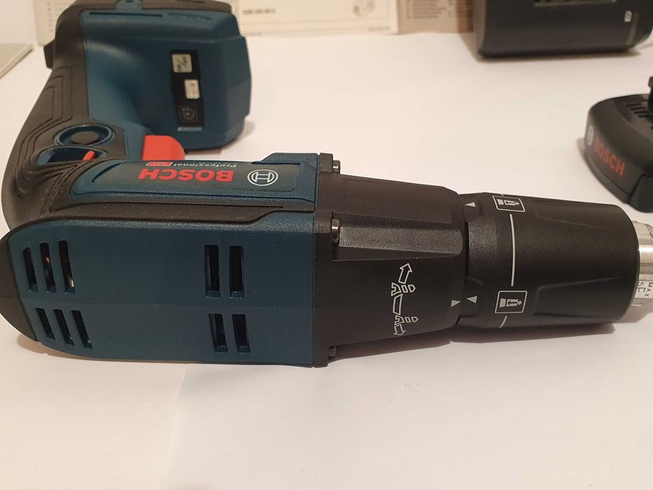 Wkrętarka do płyt GK drewno BOSCH GTB 18V-45 ladowarka bateria 3ah