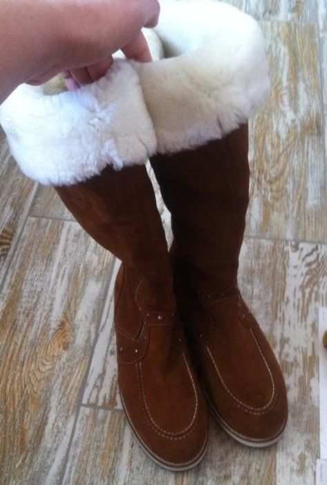 Высокие зимние сапоги угги из натуральной замши и натурального меха 40