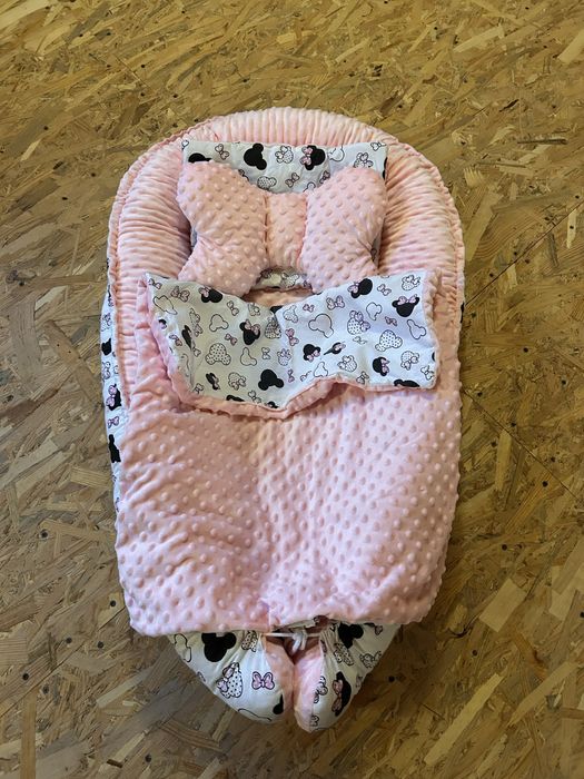 Кокон гніздо для новонародженого