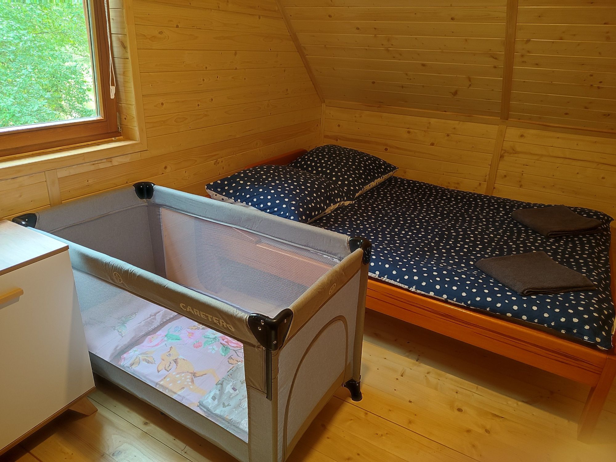 Domek na Mazurach w lesie ,blisko jeziora. Wolny termin 28.07-02.08