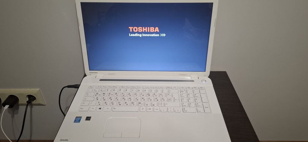 Toshiba satellite c75-A-15E