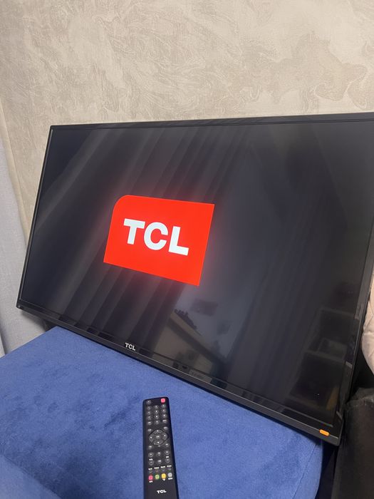 Телевізор TCL 39F3300F