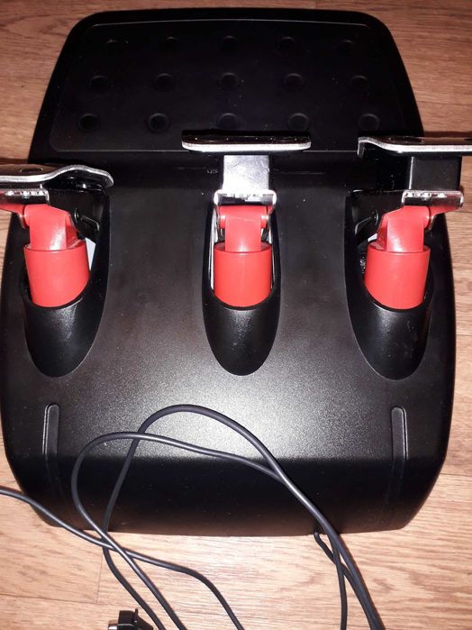 Кермо-руль+три педалі+КПП-Шифтер LogitechG27НОВИЙ остання ревізія ориг