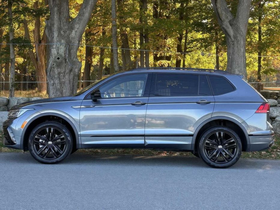 Volkswagen Tiguan SE R-Line Black 4Motion      2022