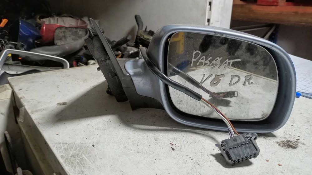 Retrovisor Passat V6 Direito