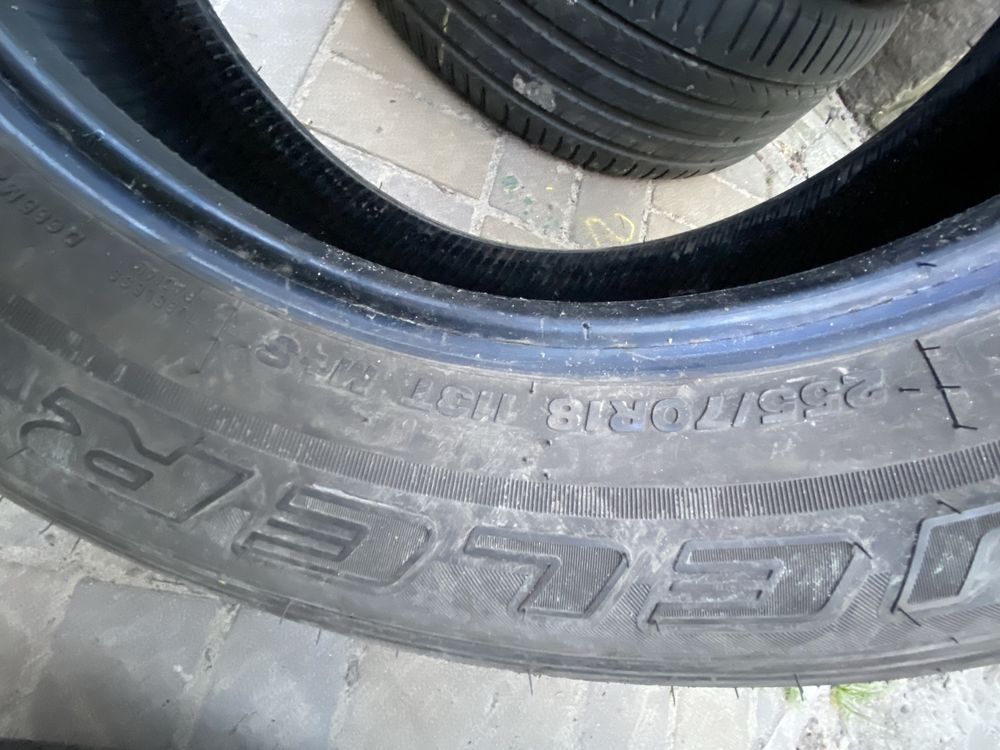 Шини всесезонні R18 255/70 Bridgestone (ціна за скат)2018рік