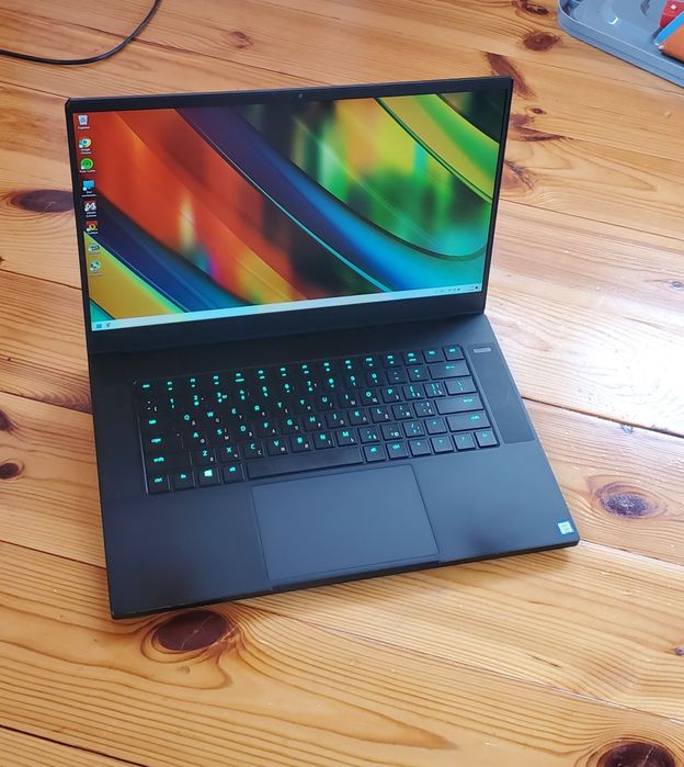 Razer Blade RTX 2070 8Gb / RZ09-0288 ( legion )