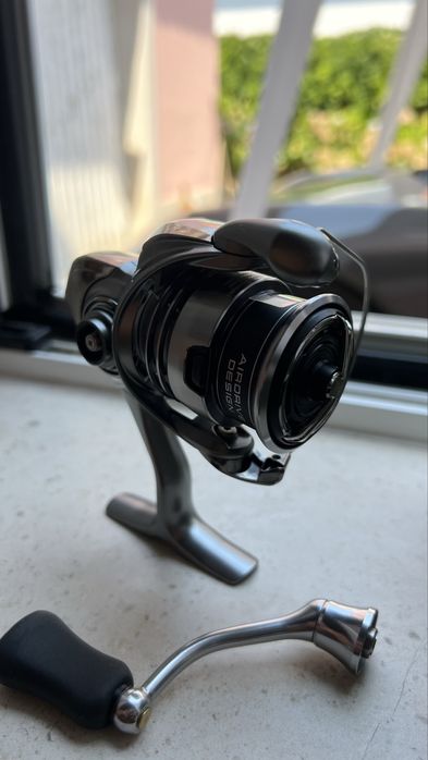 carreto daiwa exceler 2000