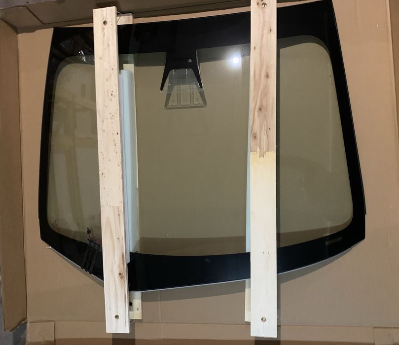 Лобове скло Tesla Model 3 2022 рест. Нове оригінал