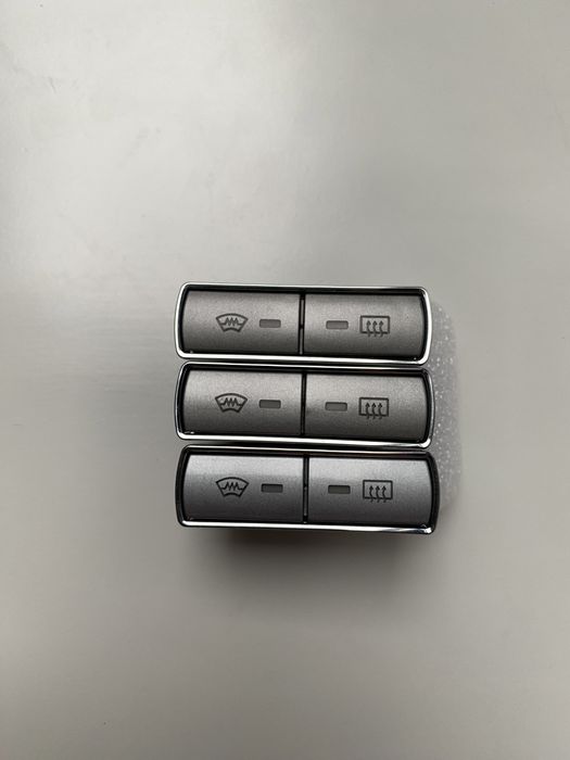 Кнопки керування підігрівом скла, аварійки, ESP для Ford Momdeo 4