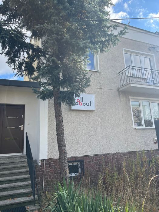 Wynajmę dom na BIURO w super lokalizacji - Włochy - 10 min od centrum