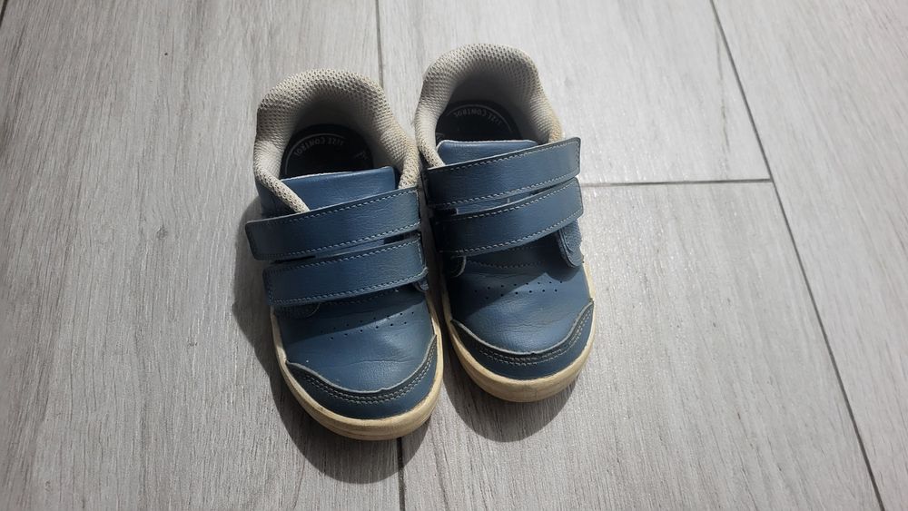Buty dziecięce 25