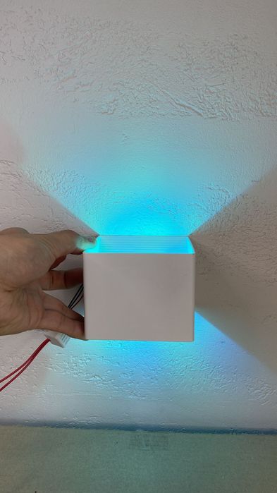 Світильник настінний RGB 220В 5W Білий