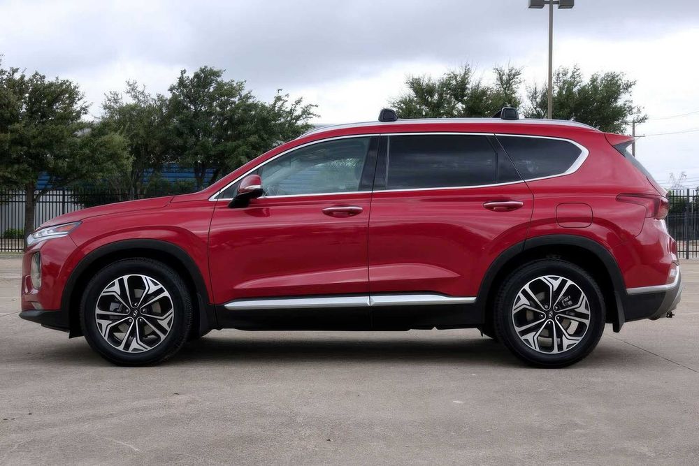 Hyundai Santa Fe      2020