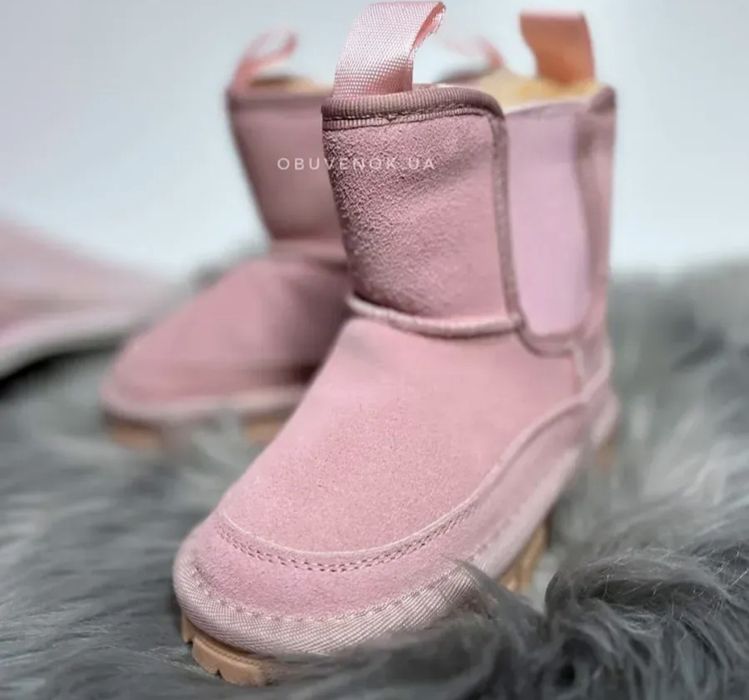 Уггі зимове взуття теплі угги чоботи Ботинки