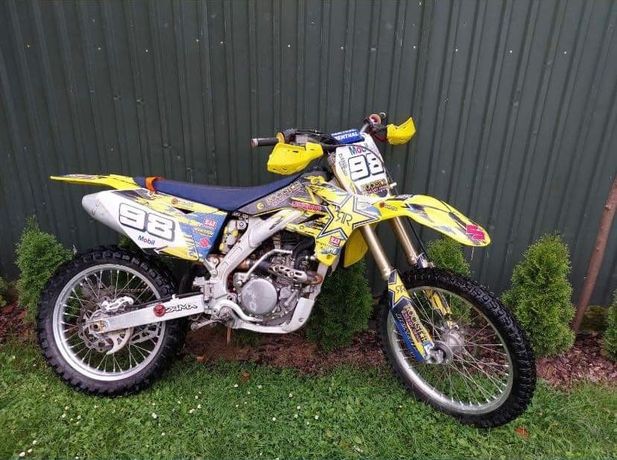 Suzuki RMZ 250 cross