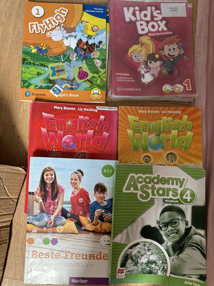Kid’s Box English World Academy Stars Beste Freunde Fly High