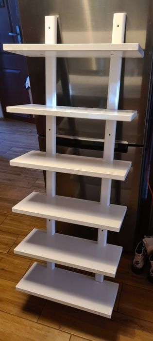 Ikea Varde, biały regał.