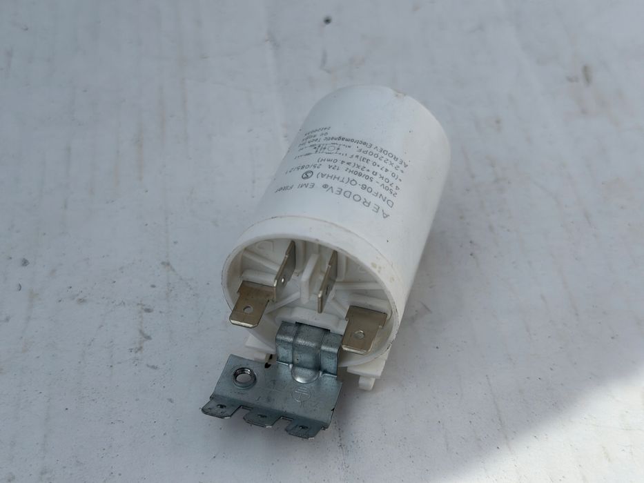 Kondensator rozruchowy pralki Midea MF200D80WB/W