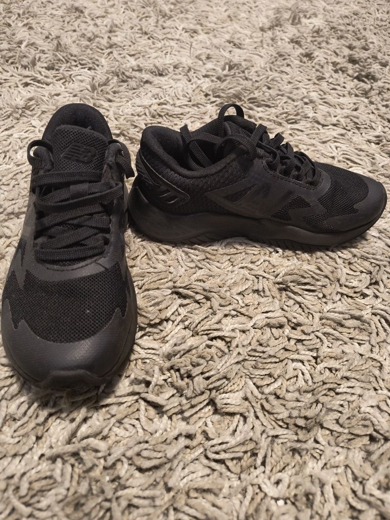 Buty New balance rozm. 30