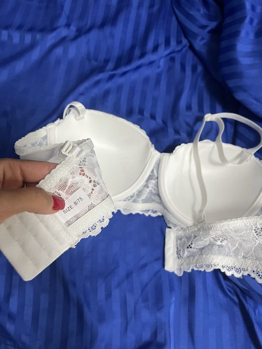 Белый бюст,бюстгальтер,топ,топик 75 В
