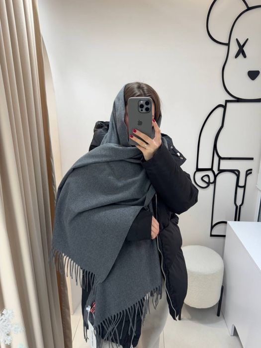 Шарф Acne , без коробки