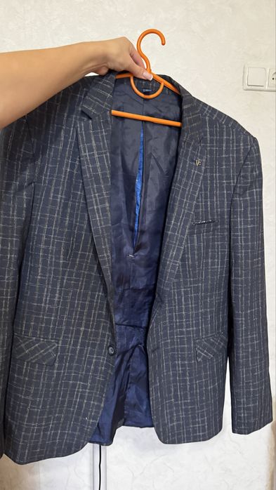 Чоловічий піджак