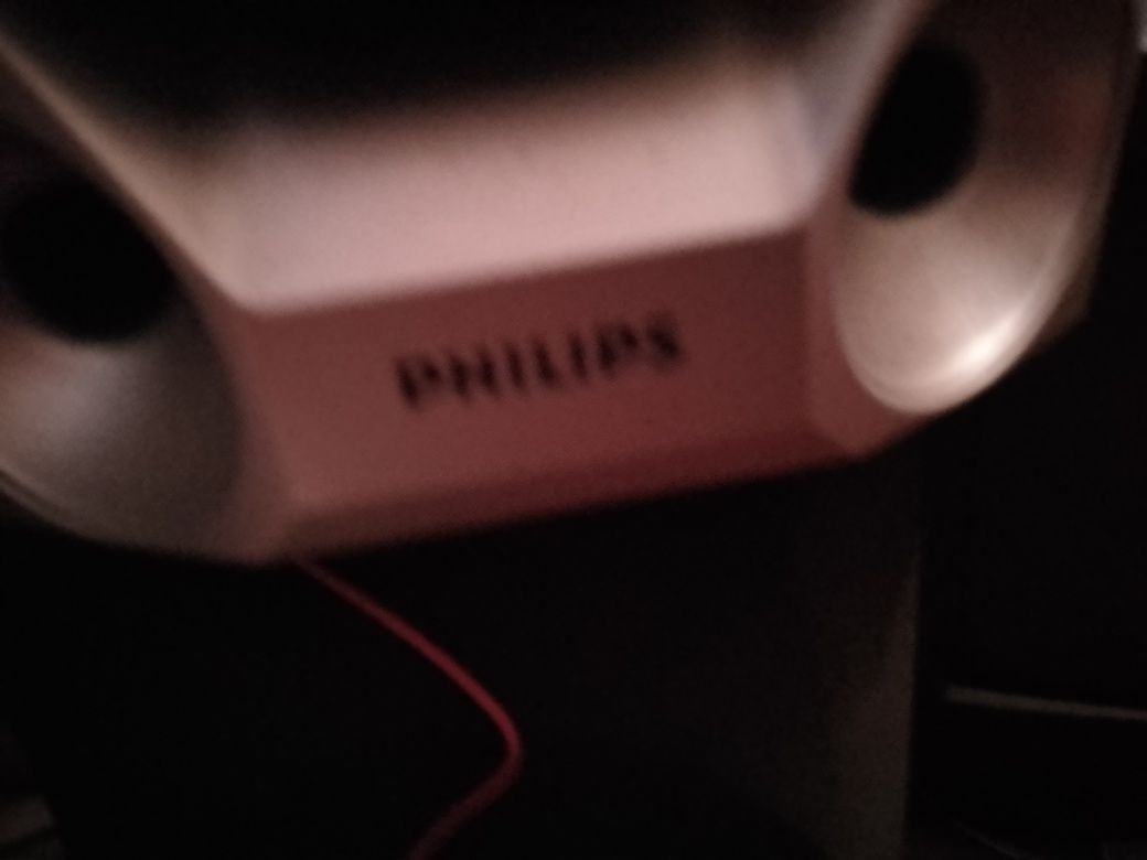 Eram do Porteiro!2 Colunas Philips15E-Carregador IBMPortatil-8EDesde2E