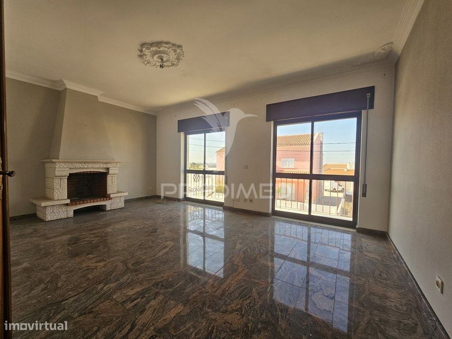 Apartamento T4 em Gaio do Rosário