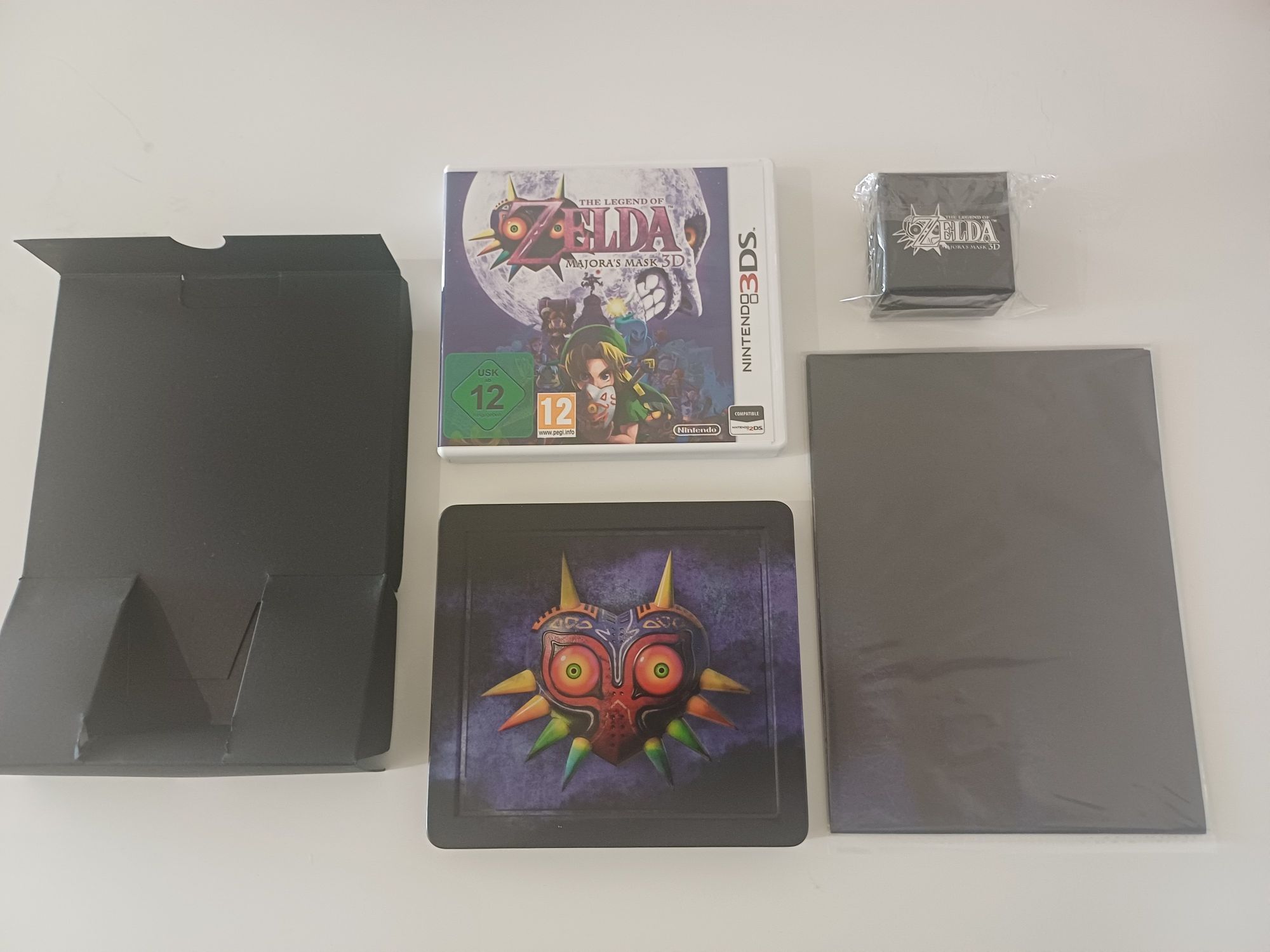The Legend of Zelda Majora's Mask Collector's Edition Nintendo 3DS