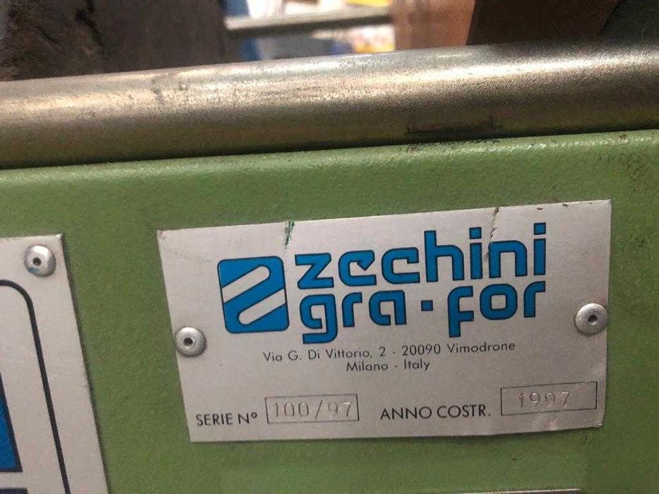 Prensa elétrica de aperto