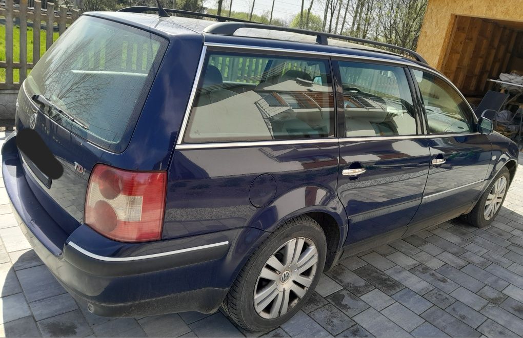 Samochód VW Passat b5 kombi 2002r.